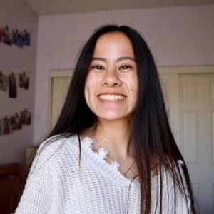 Meet your Posher, Crystal